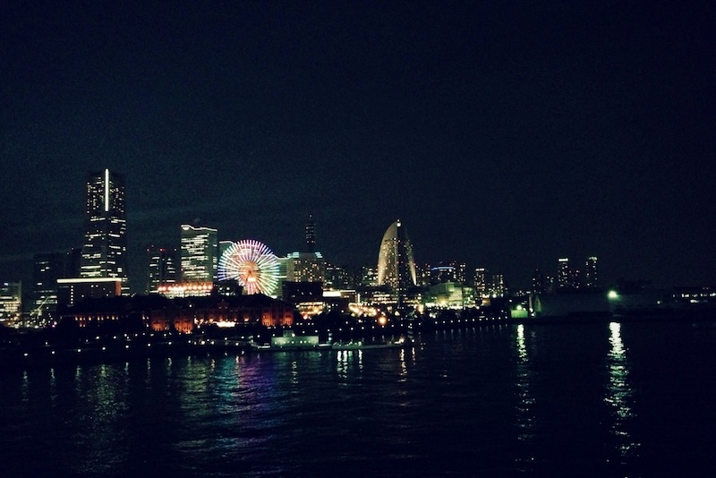Puerto de Yokohama de noche