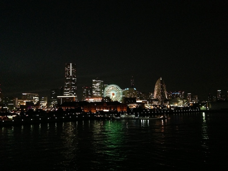 Puerto de Yokohama de noche