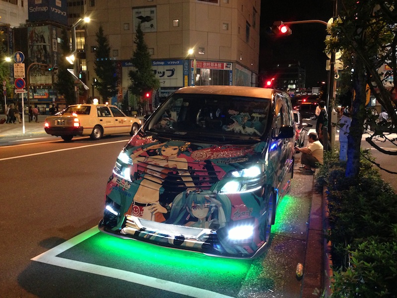 Furgoneta en Akihabara