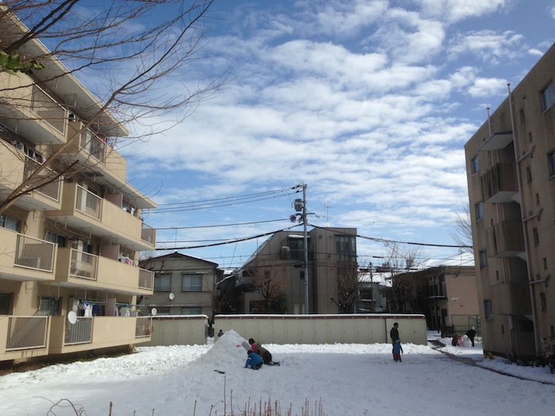 Día después de la nieve en Tokio